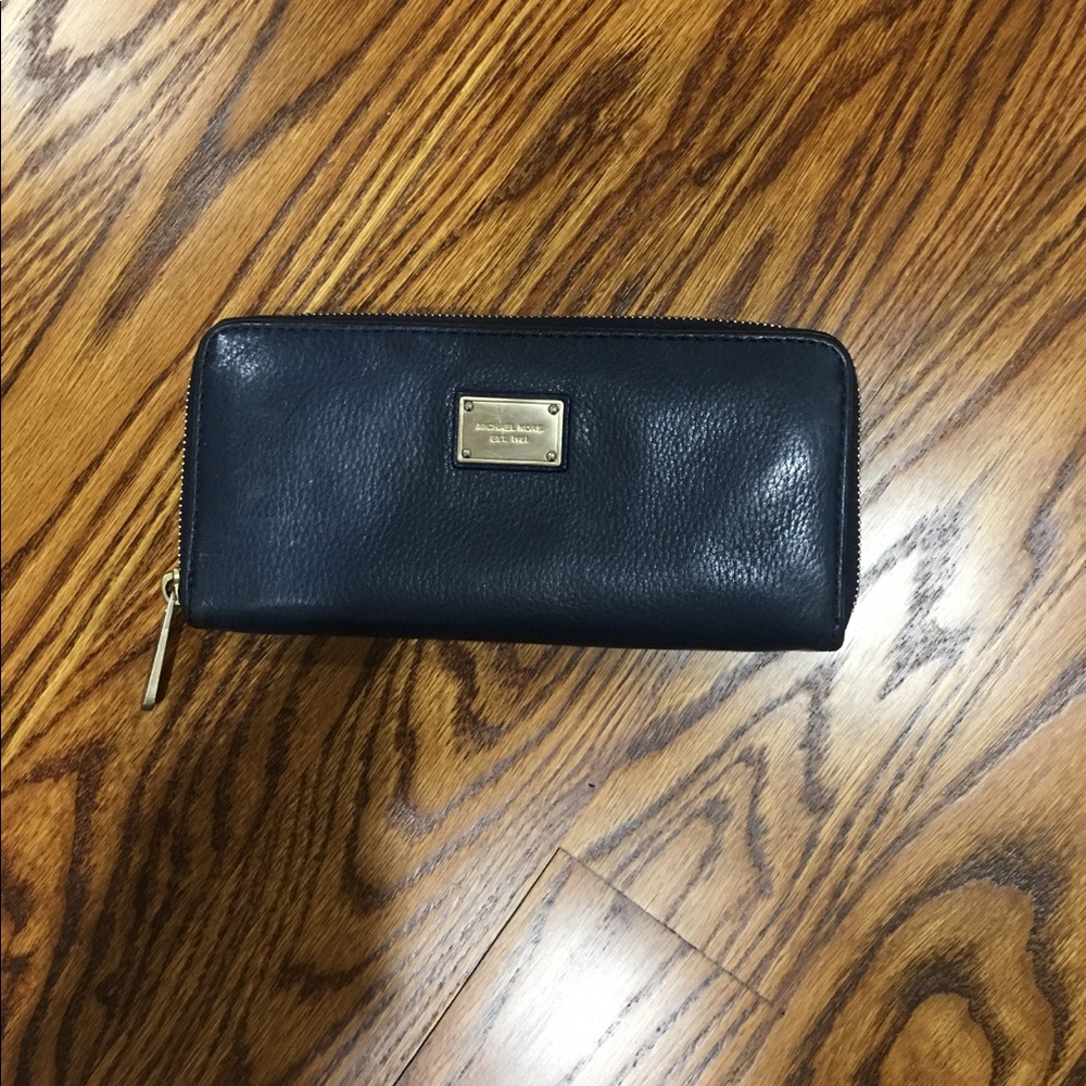 Navy Leather MK zipper wallet
